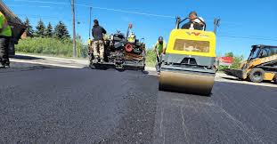 Best Asphalt Driveway Installation  in Bradfordville, FL